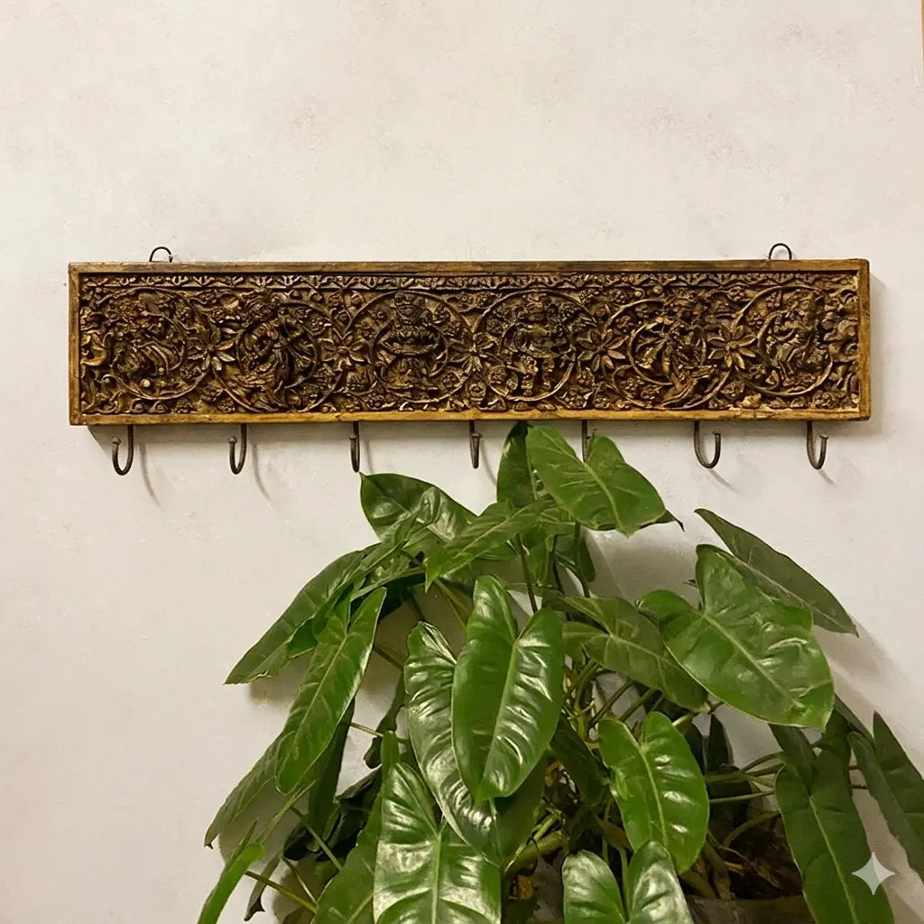 Leela Carved Panel Hook
